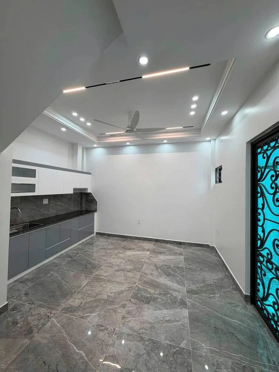 Bán nhà 3 tầng 61m² Đồng Hoà 3 tỷ 450 triệu - Ảnh thu nhỏ 2