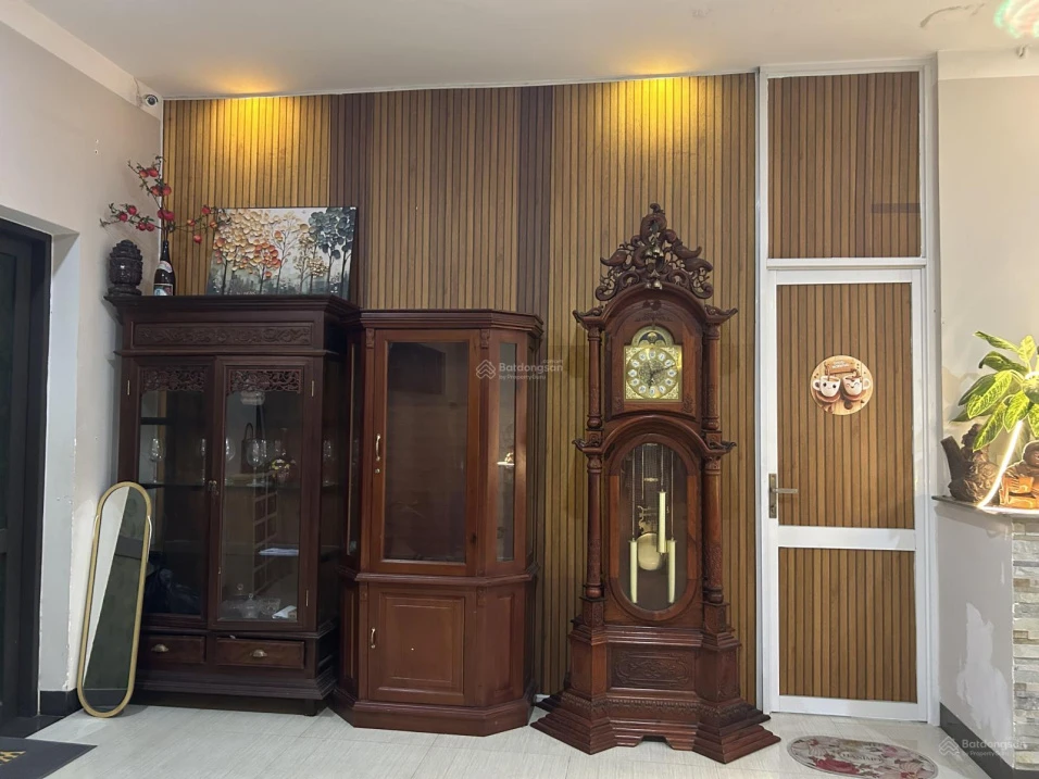 Bán NP tại 139 Huỳnh Thúc Kháng, 200m2, 8,7 tỷ, giá tốt bao đẹp - Ảnh 1