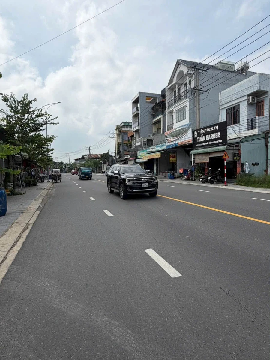 Bán gấp đất mặt tiền đường Nguyễn Thị Tươi, Dĩ An, Bình Dương 248m2 giá 11 tỷ - Ảnh thu nhỏ 4
