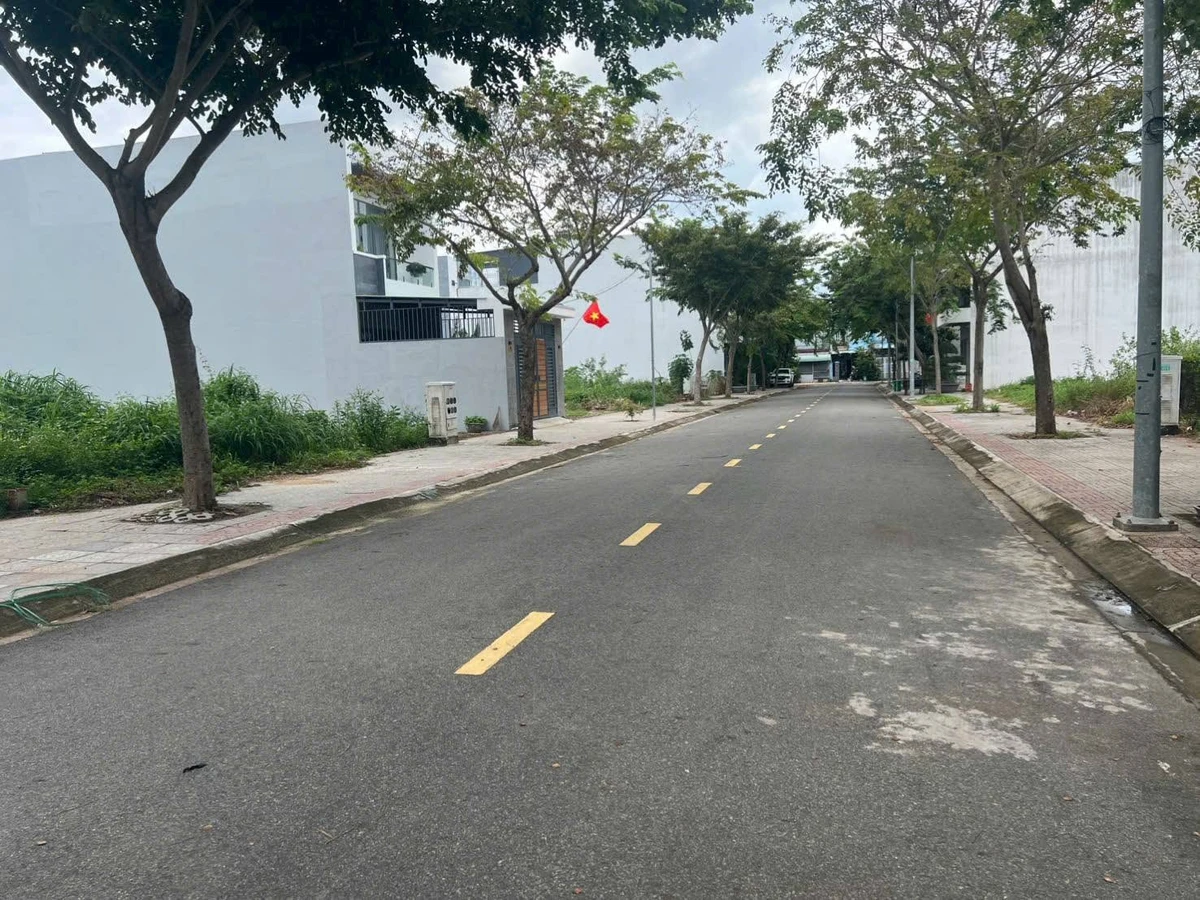 Bán đất thổ cư 105m2 (5x21) trục D1 TĐC Long Tâm, TP Bà Rịa, giá 2,69 tỷ - Ảnh thu nhỏ 2