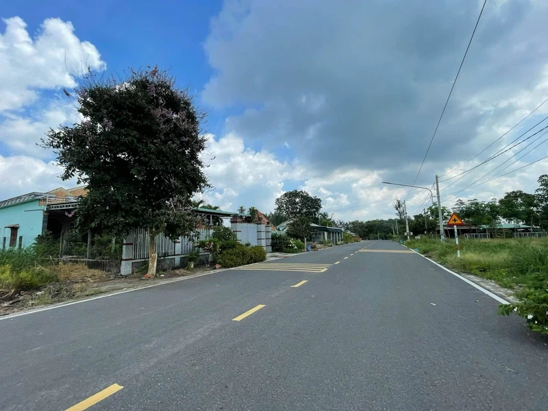 Bán nhà 50m2 đường Minh Thành gần KCN BECAMEX, 1 tỷ 180