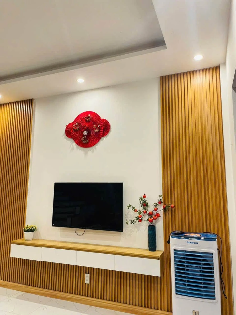 Bán nhà 2 tầng 82m2 Phùng Chí Kiên Hưng Lộc 5 tỷ 3 - Ảnh thu nhỏ 4