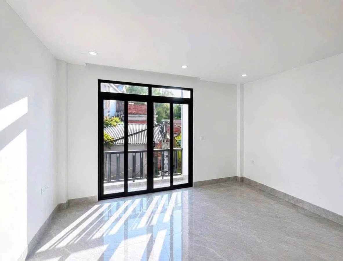 Bán nhà 3 tầng 56m² Cao Thắng 2.35 tỷ - Ảnh thu nhỏ 3