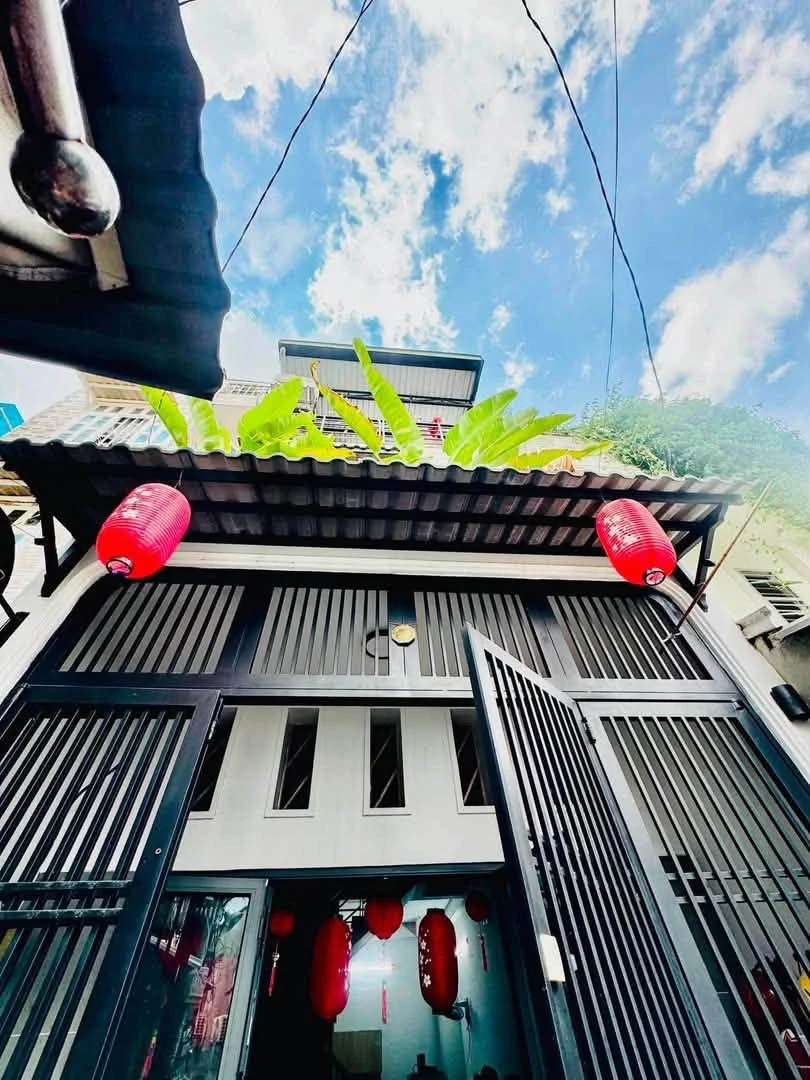 Bán nhà hẻm Dương Bá Trạc 43m² 1 trệt 1 lầu 4PN, Phường 1 Quận 8, giá 5,8 tỷ - Ảnh thu nhỏ 2