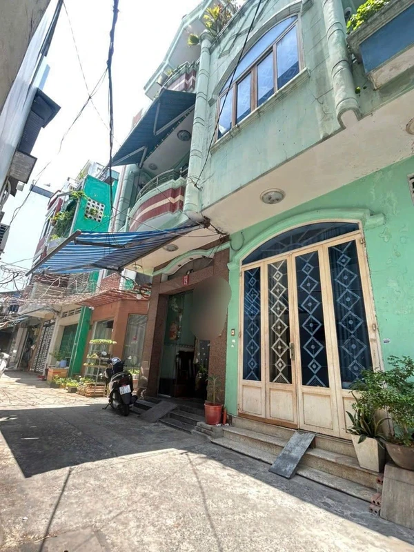 Bán nhà hẻm xe hơi Xóm Đất Quận 11, 70.8m2, 10 tỷ