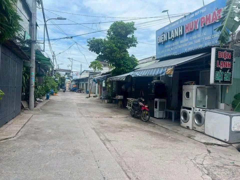 Bán nhà mặt tiền kinh doanh 46m² Quận 9, 4.9 tỷ - Ảnh 1