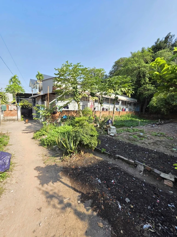 Đất bán Dĩ An 121m² giá 2,45 tỷ