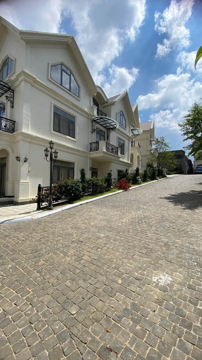 Bán villa 260m² 5PN/5WC khu Royal Măng Ling Đà Lạt 12.5 tỷ - Ảnh thu nhỏ 3