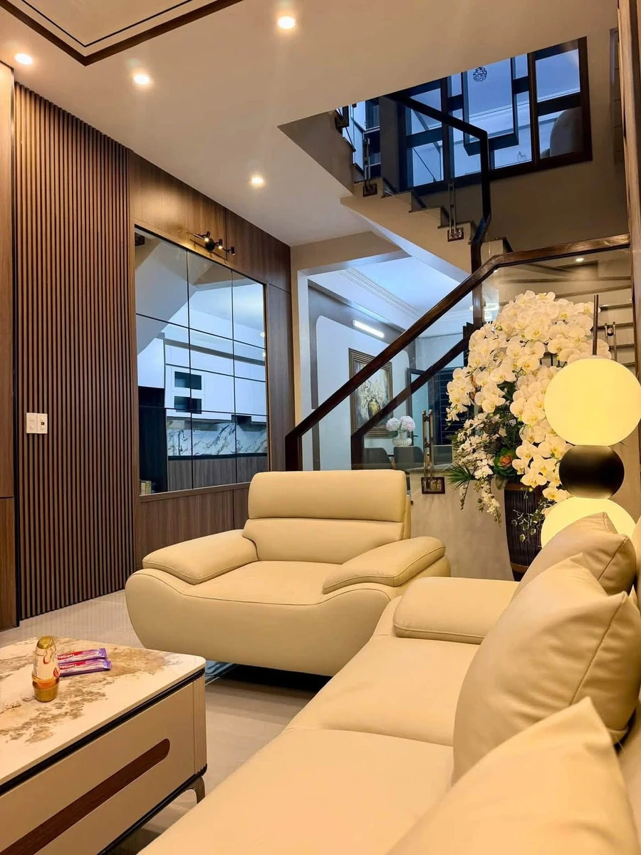 Bán nhà 3 tầng 50m² tại Đức Minh, Thanh Bình, giá 3 tỷ 280 triệu - Ảnh 1
