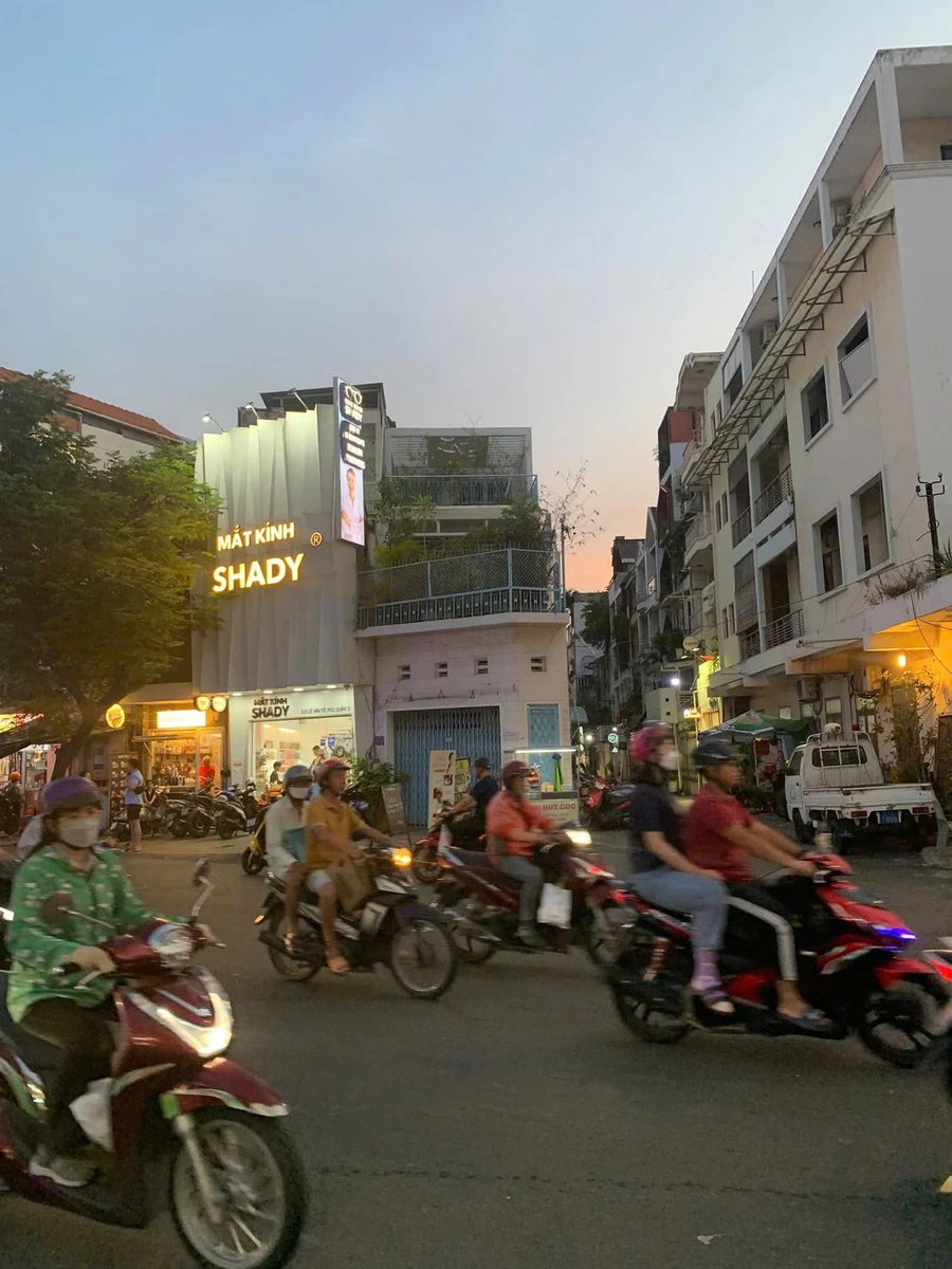 Bán nhà mặt tiền Lê Văn Sỹ 102m² giá 41,5 tỷ Quận 3 - Ảnh thu nhỏ 2