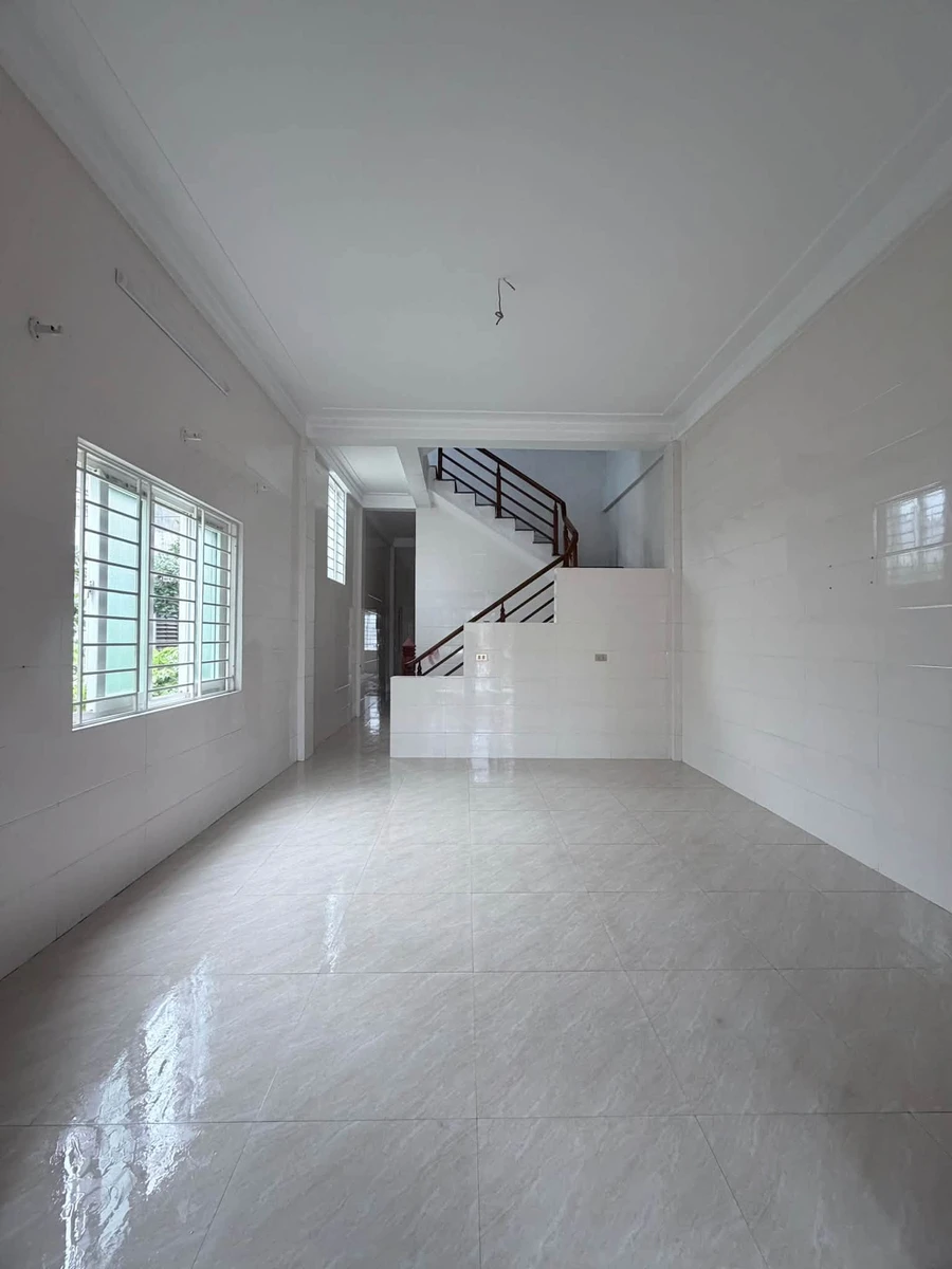 Bán nhà 2,5 tầng 102m² Phường Vinh Hưng, Quận 12 giá 4 tỷ - Ảnh 1
