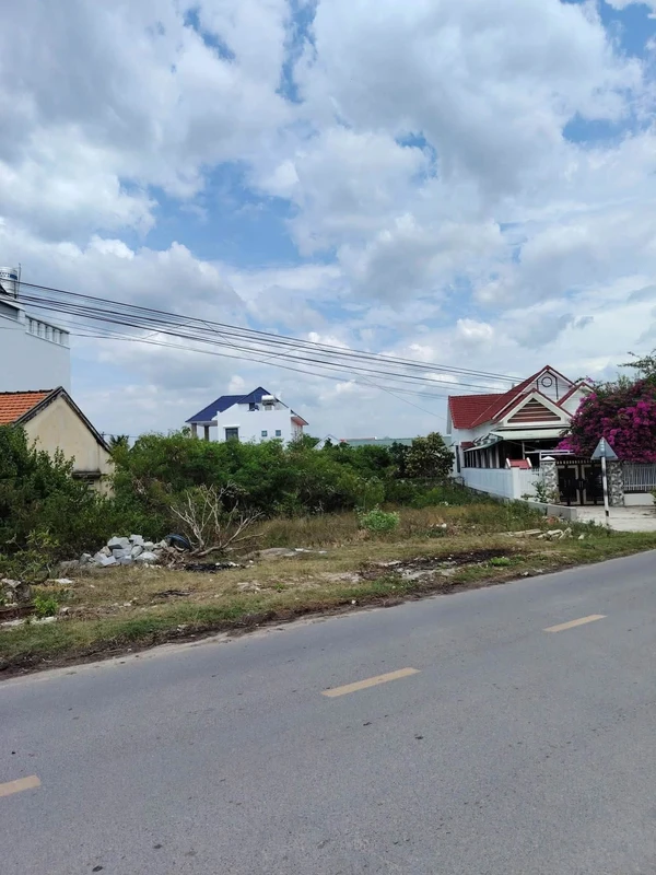 Bán lô đất 500m2 mặt tiền Hà Huy Tập Khánh Hòa giá 6 tỷ