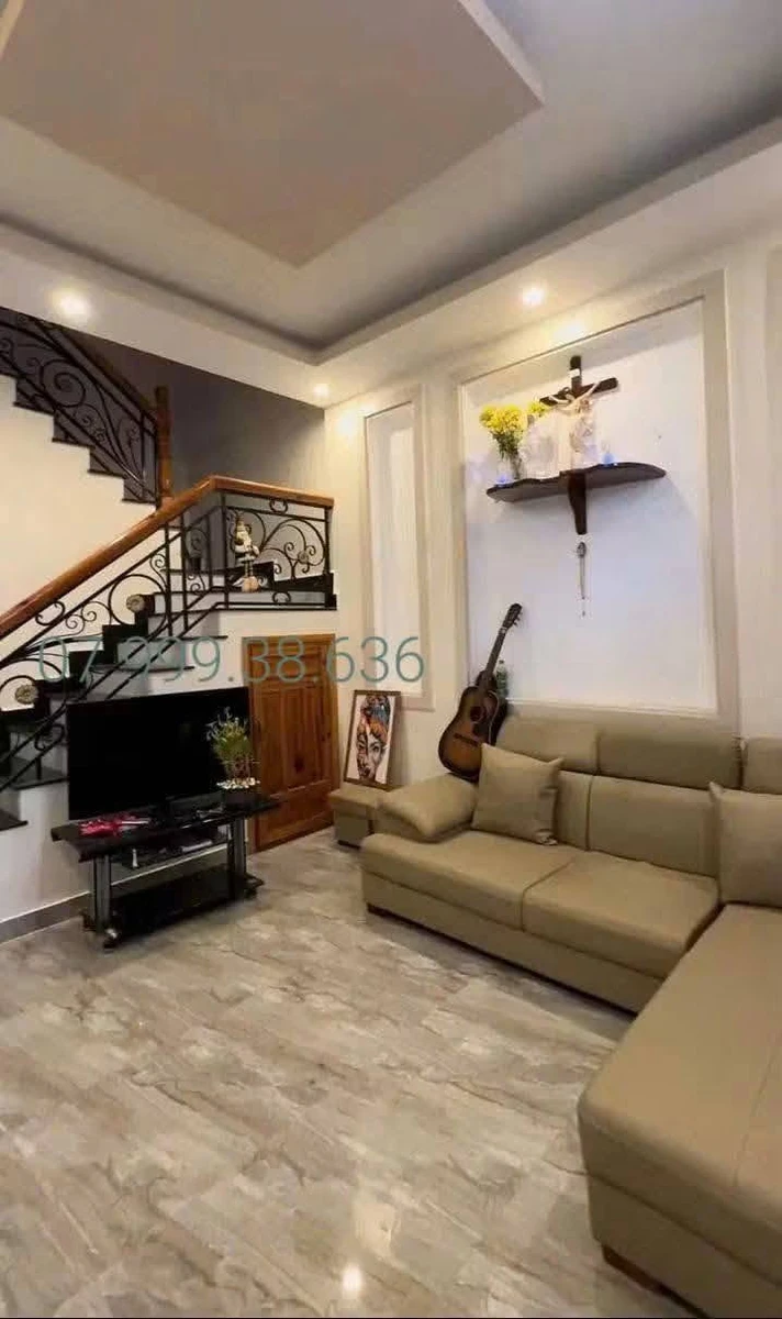 Bán nhà 3 tầng 54m² hẻm ô tô Triệu Việt Vương, Đà Lạt 5,6 tỷ - Ảnh thu nhỏ 3