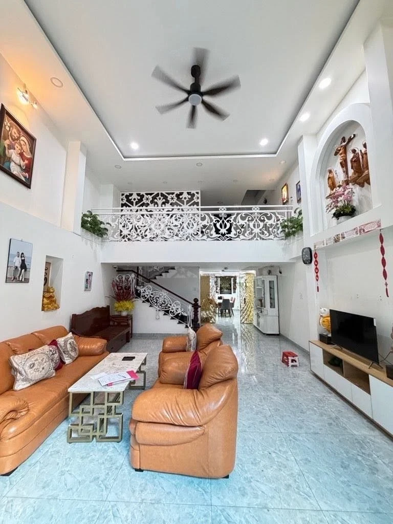 Nhà 5 tầng 120m2 gần công viên Gia Định giá 12 tỷ - Ảnh 1
