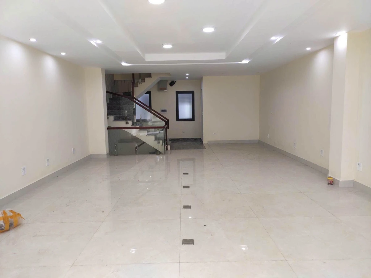 Cho thuê nhà 4 tầng Vinhomes 90m2, 20 triệu/tháng - Ảnh thu nhỏ 3