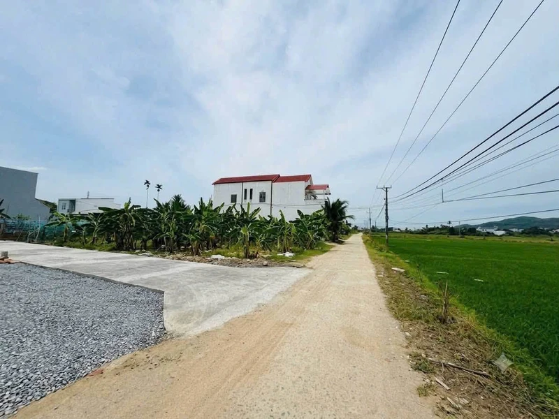Bán đất Đầu Cầu Diên An Diên Khánh 62.2m² 1 tỷ 350tr