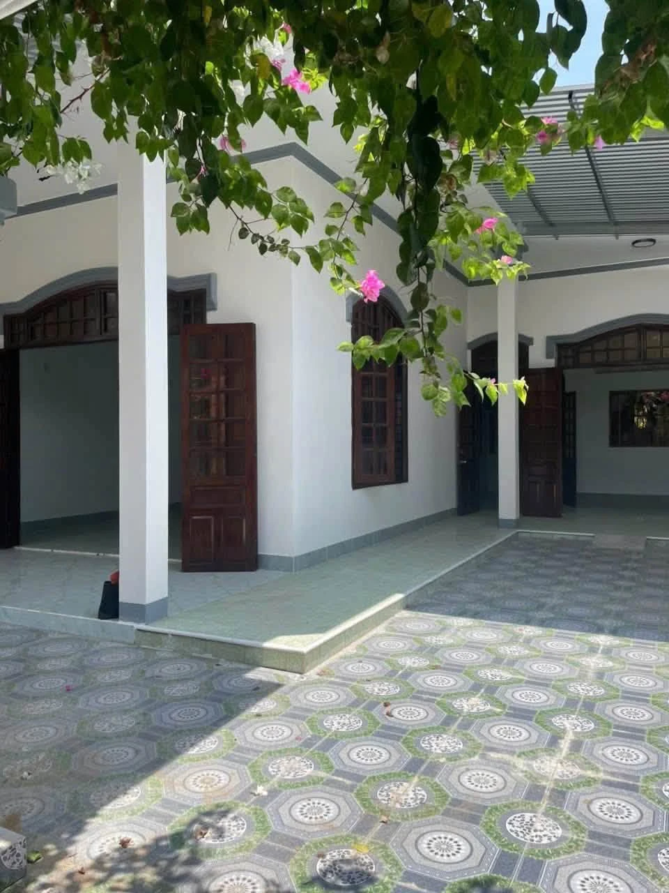 Bán nhà vườn 188m2, 3 phòng ngủ gần Trường ĐH Công Nghiệp - Ảnh 1