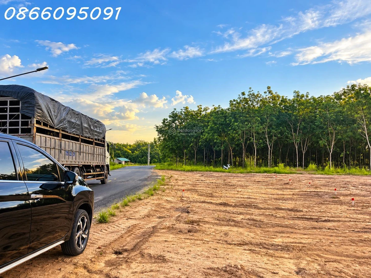 Bán nhà 1 trệt 1 lầu đường DH722, xã Long Hòa, Hồ Chí Minh, DT 180m2, 3,3 tỷ - Ảnh thu nhỏ 3
