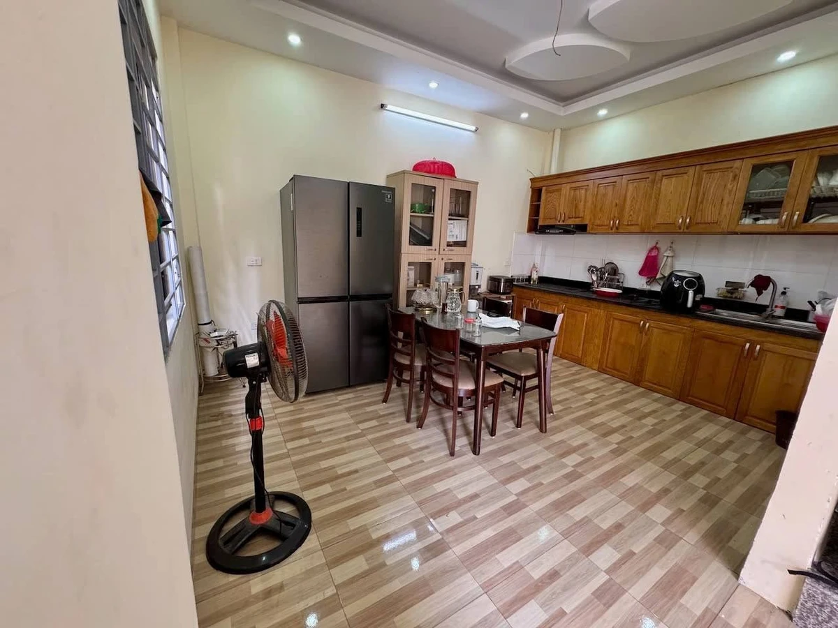 Cho thuê nhà 42m2 4 tầng, ô tô vào, nội thất full Quang Trung - Ảnh thu nhỏ 2
