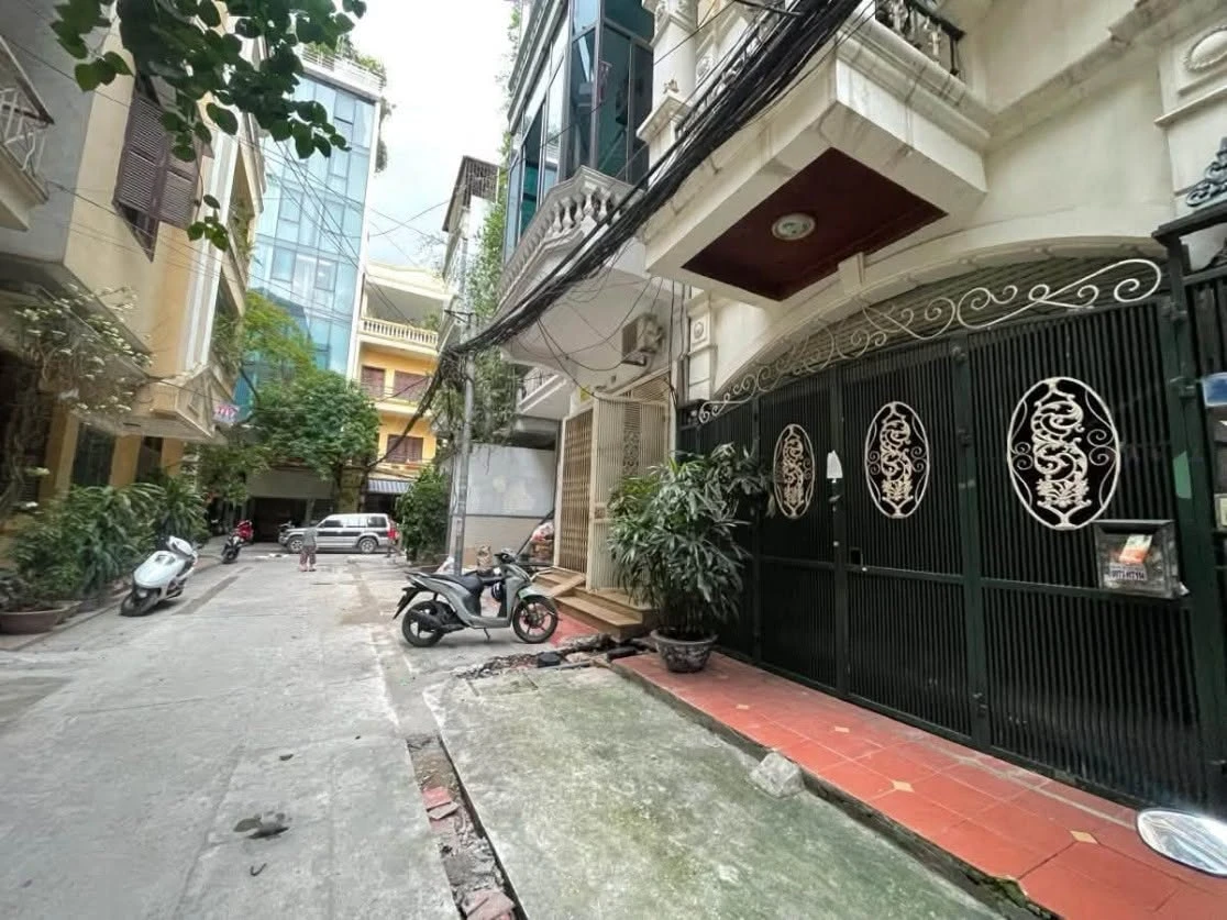 Bán nhà hẻm Ni Sư Huỳnh Liên 30m2 3PN 4.5 tỷ - Ảnh 1