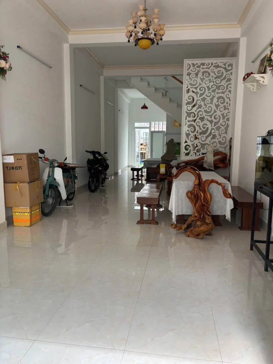 Bán nhà mặt tiền Nguyễn Bỉnh Khiêm, trung tâm Buôn Ma Thuột, 189m², 8,2 tỷ - Ảnh 1