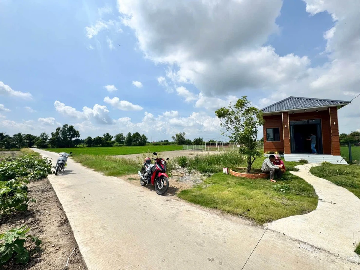 Nhà vườn 300m² full thổ cư Phước Đông, giá 1 tỷ 590 triệu - Ảnh 1