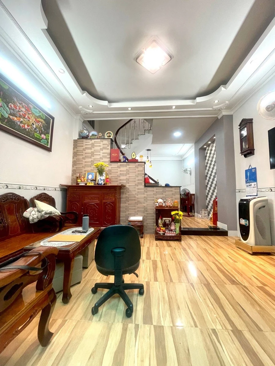 Bán nhà hẻm xe hơi 3 tầng 65m² ngang 5m gần sân bay, Gò Vấp, giá nhỉnh 8 tỷ - Ảnh 1