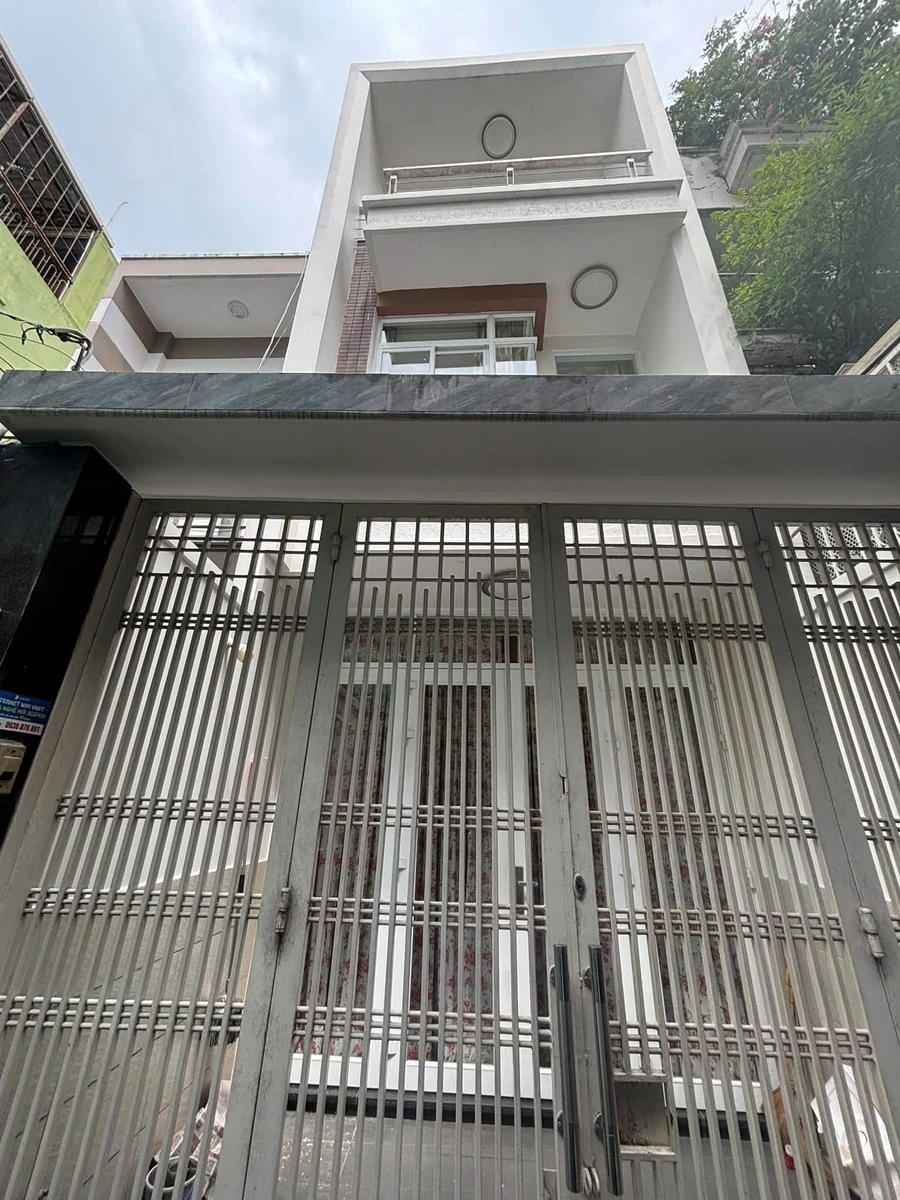 Bán nhà 4 tầng 43m2, 4PN đường Hòa Hưng, Quận 10 giá 6,78 tỷ - Ảnh thu nhỏ 2