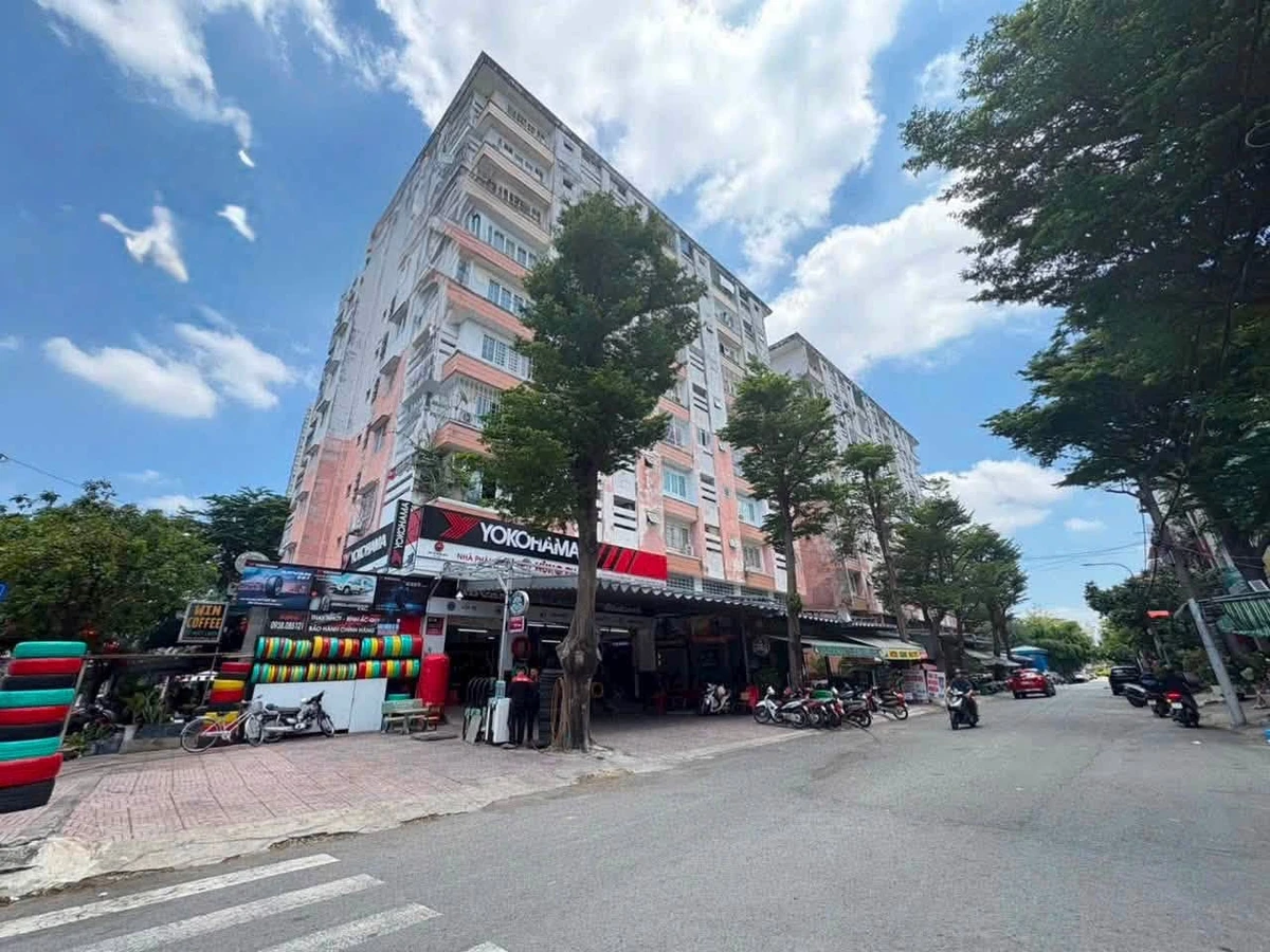 Bán căn hộ 2PN 65m² Bình Phú 1, Q6 giá 2,95 tỷ - Ảnh 1