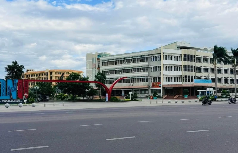 Bán đất mặt tiền phố biển Quy Nhơn 43.3m² giá 4.55 tỷ