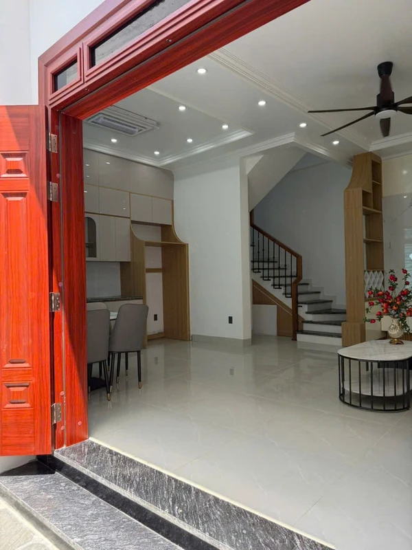Bán nhà 3 tầng 43m² mặt tiền 7m Hải Dương