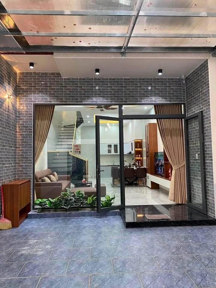 Bán nhà 2 mê 120m2, 3 phòng ngủ, Quang Trung - Ảnh 1
