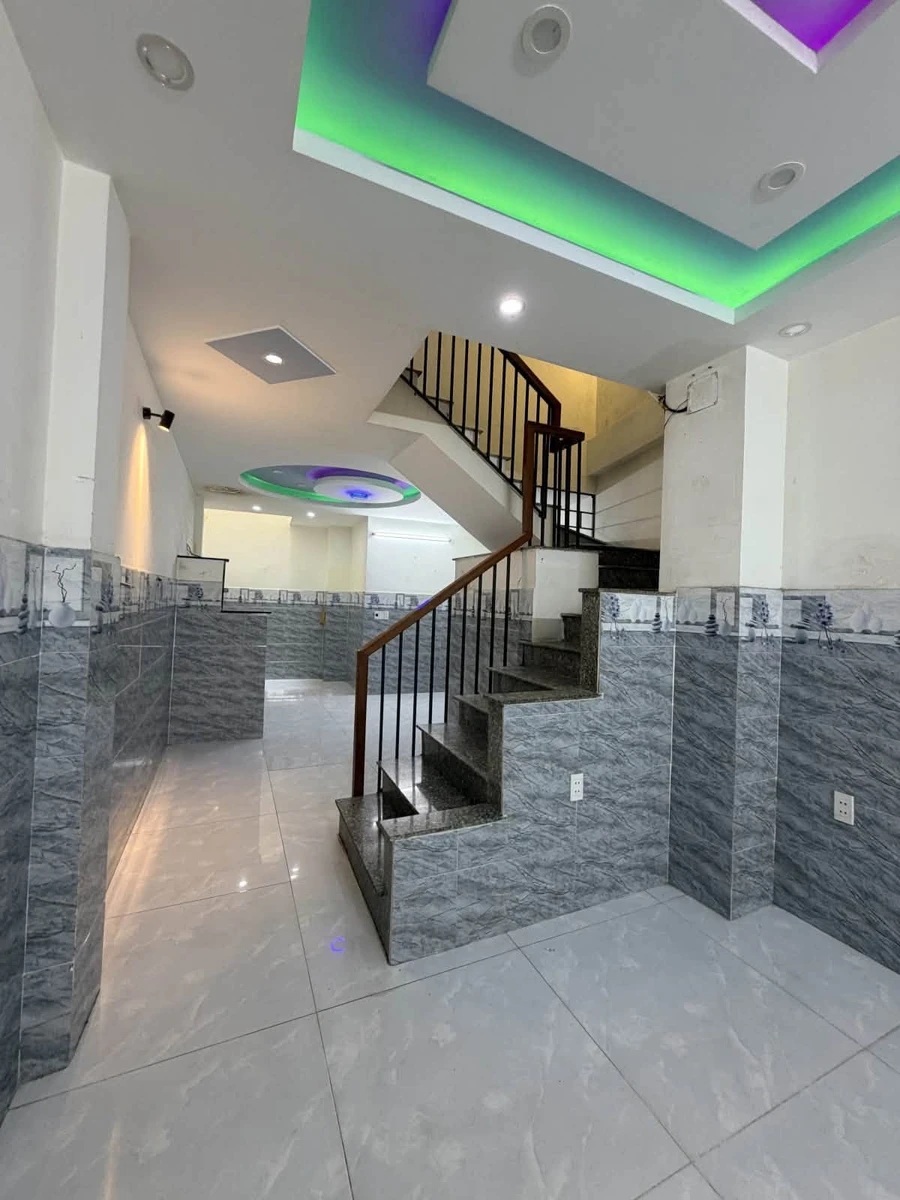 Bán nhà 4 tầng 41m² 3,25 tỷ Nguyễn Hoàng Đà Nẵng - Ảnh 1