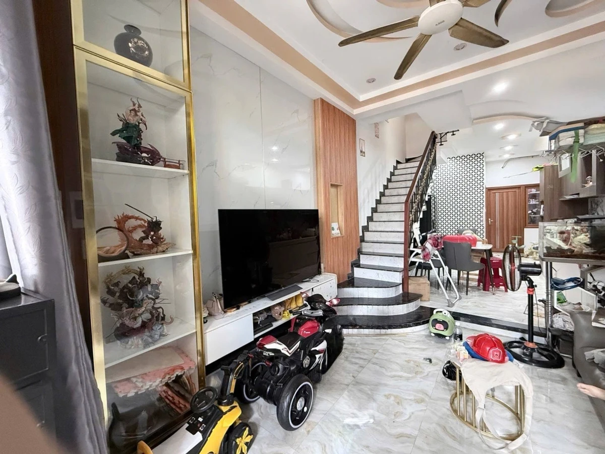 Nhà 2 tầng Tô Hiệu 70m2 3PN 4.25 tỷ - Ảnh thu nhỏ 3