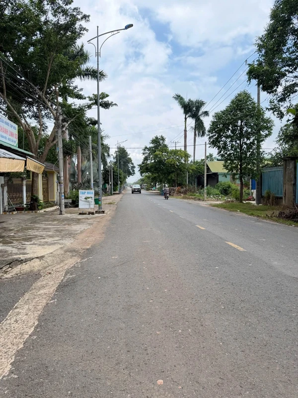 Bán đất mặt tiền D8 Thành Tâm 400m² Chơn Thành 1 tỷ 590