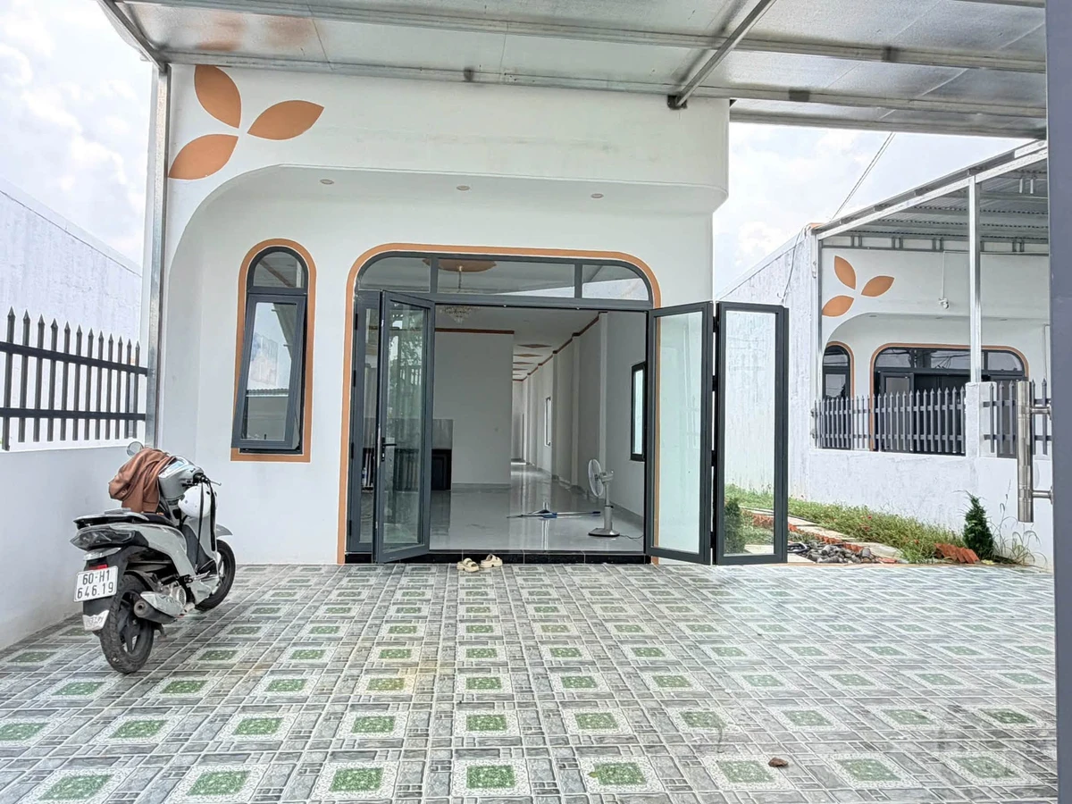Bán nhà vườn 10x30m (300m²) 1 tỷ 680 triệu Thanh Bình - Ảnh thu nhỏ 2