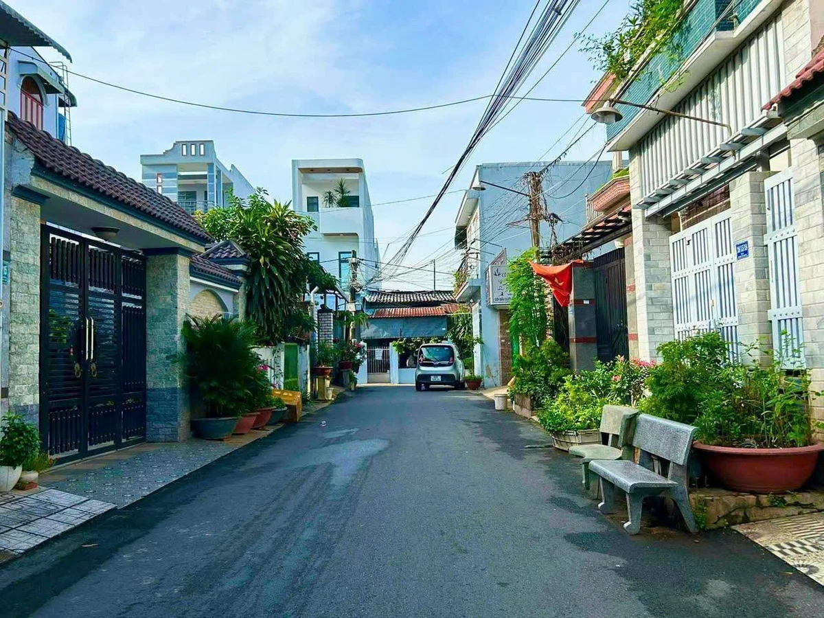 Bán nhà 103m2 gần chợ Lý Văn Sâm, Đồng Nai, 3,9 tỷ - Ảnh thu nhỏ 2