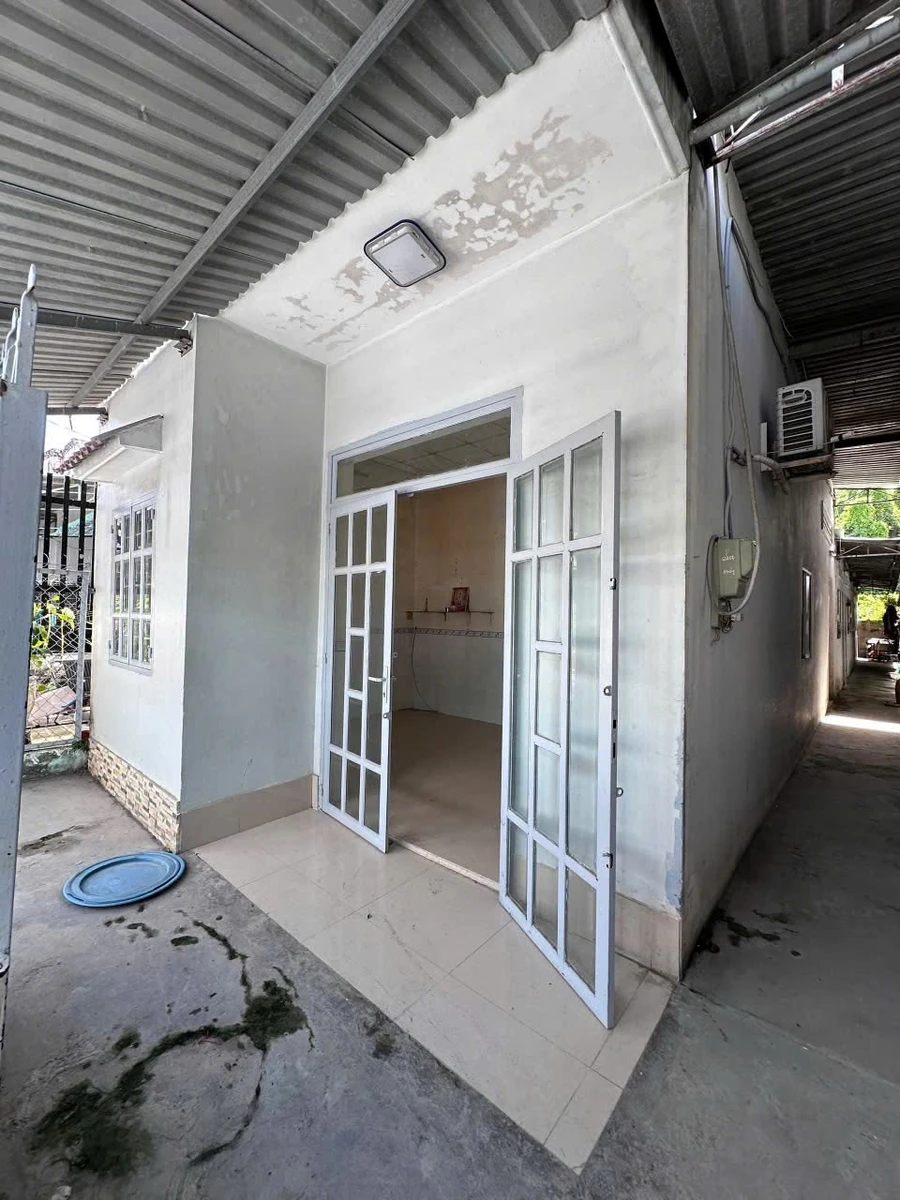 Bán nhà 5 phòng trọ 140m² Rạch Giá 1 tỷ 100 triệu - Ảnh thu nhỏ 2