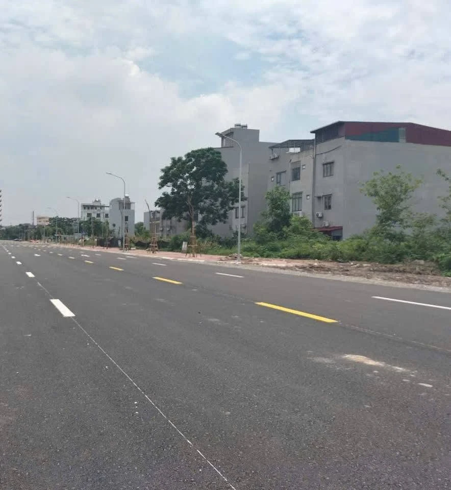 Bán nhà phố mặt đường 72.5m² giá 6 tỷ Bình Dương - Ảnh thu nhỏ 2