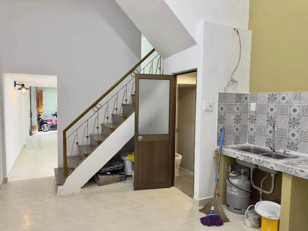 Bán nhà hẻm Trần Phú Quận 5, 41m2, 4 tầng, 4PN, giá 8,1 tỷ - Ảnh thu nhỏ 3