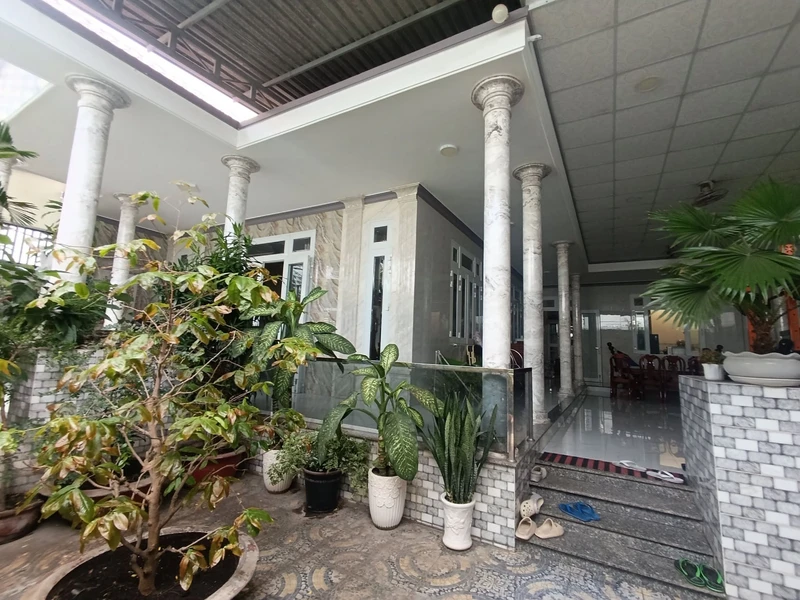 Bán biệt thự mái Thái mặt tiền 460m2 thổ cư tại Phong Nẫm, Phan Thiết, Bình Thuận
