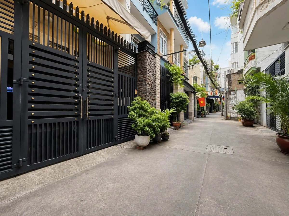 Bán nhà hẻm xe hơi 5 tầng 85m2 đường Lạc Long Quân giáp Quận 10, giá 14,5 tỷ - Ảnh 1