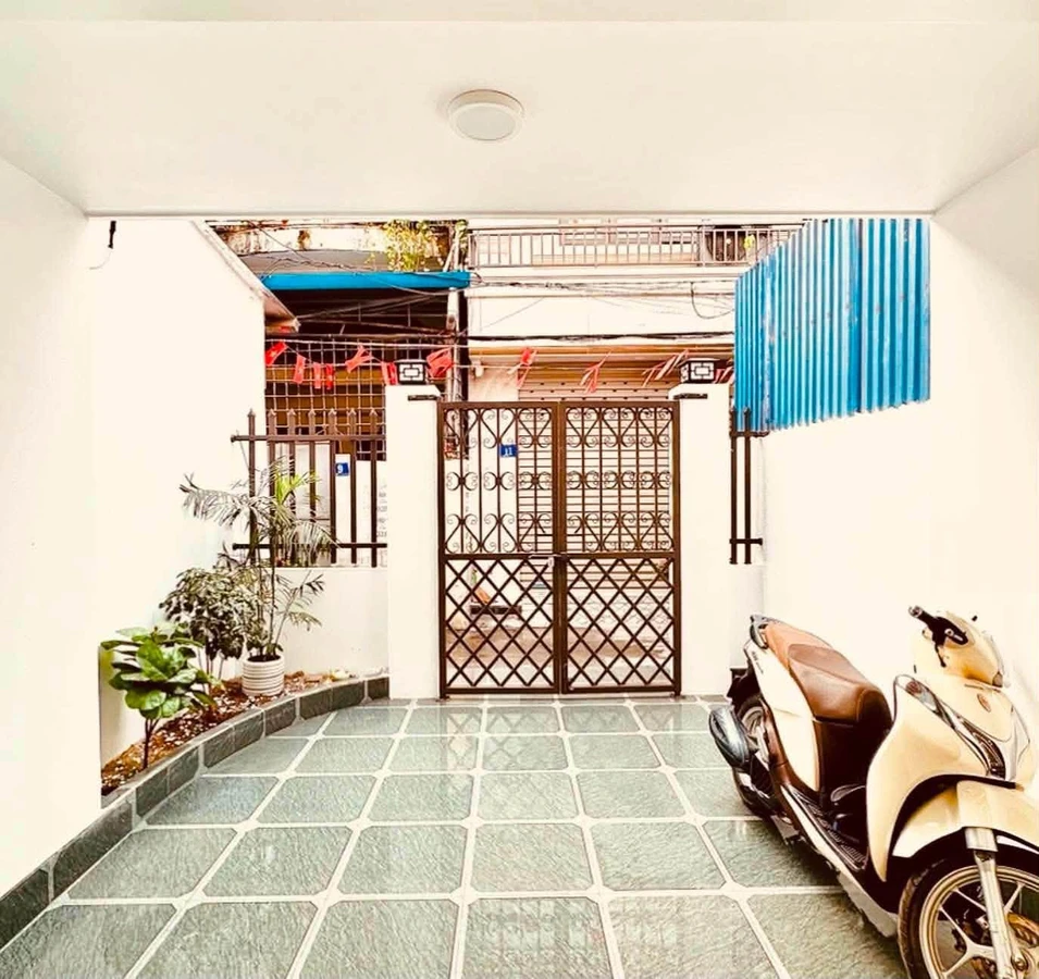 Bán nhà phố Trần Nguyên Hãn 70m² 3 phòng ngủ 3,4 tỷ Quận 7 - Ảnh 1