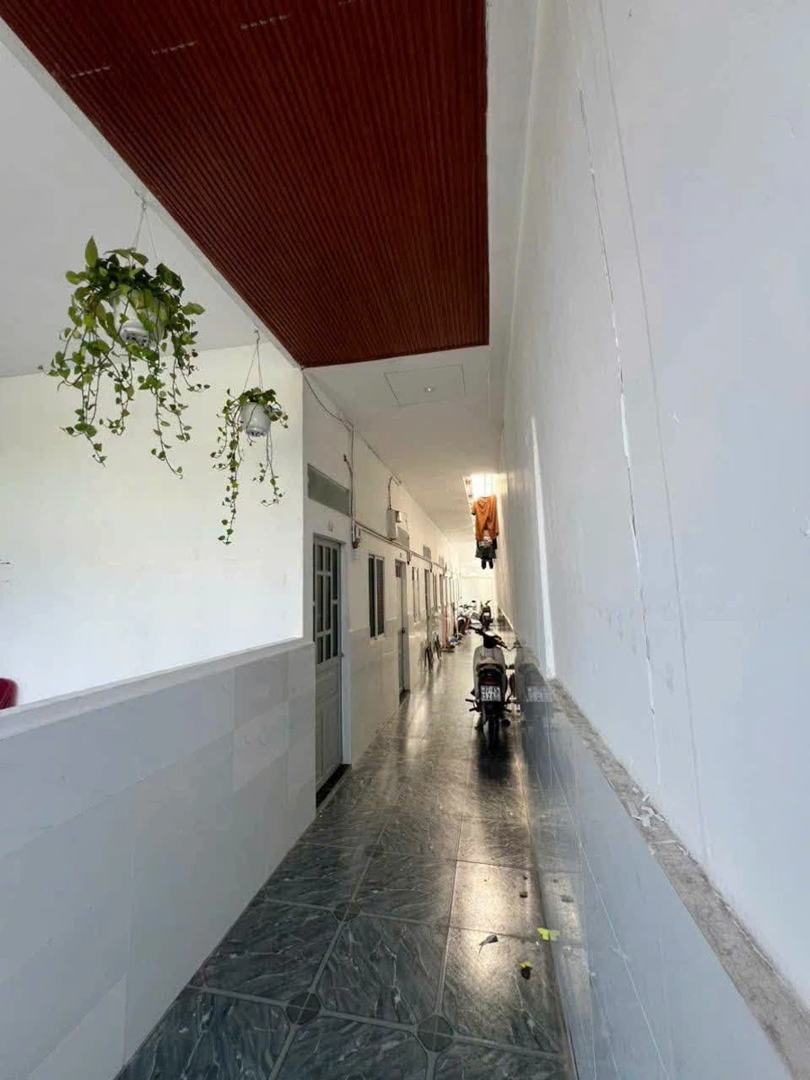 Bán dãy trọ 8 phòng 144m2 đường Lò Lu, dòng tiền 20tr/tháng - Ảnh thu nhỏ 3