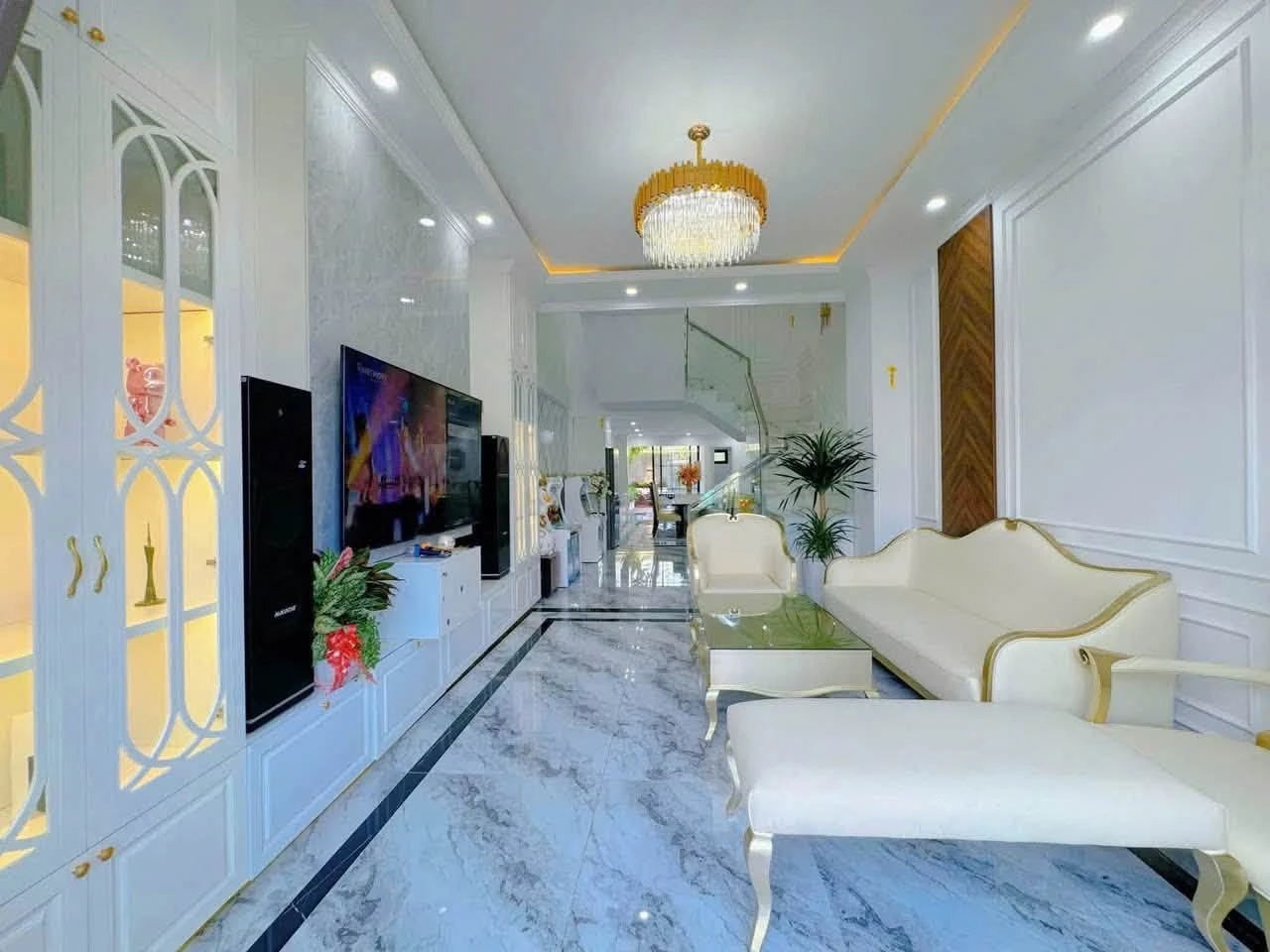 Bán biệt thự có bể bơi 132m2 Phường Mỹ Thượng, Huế - Ảnh 1