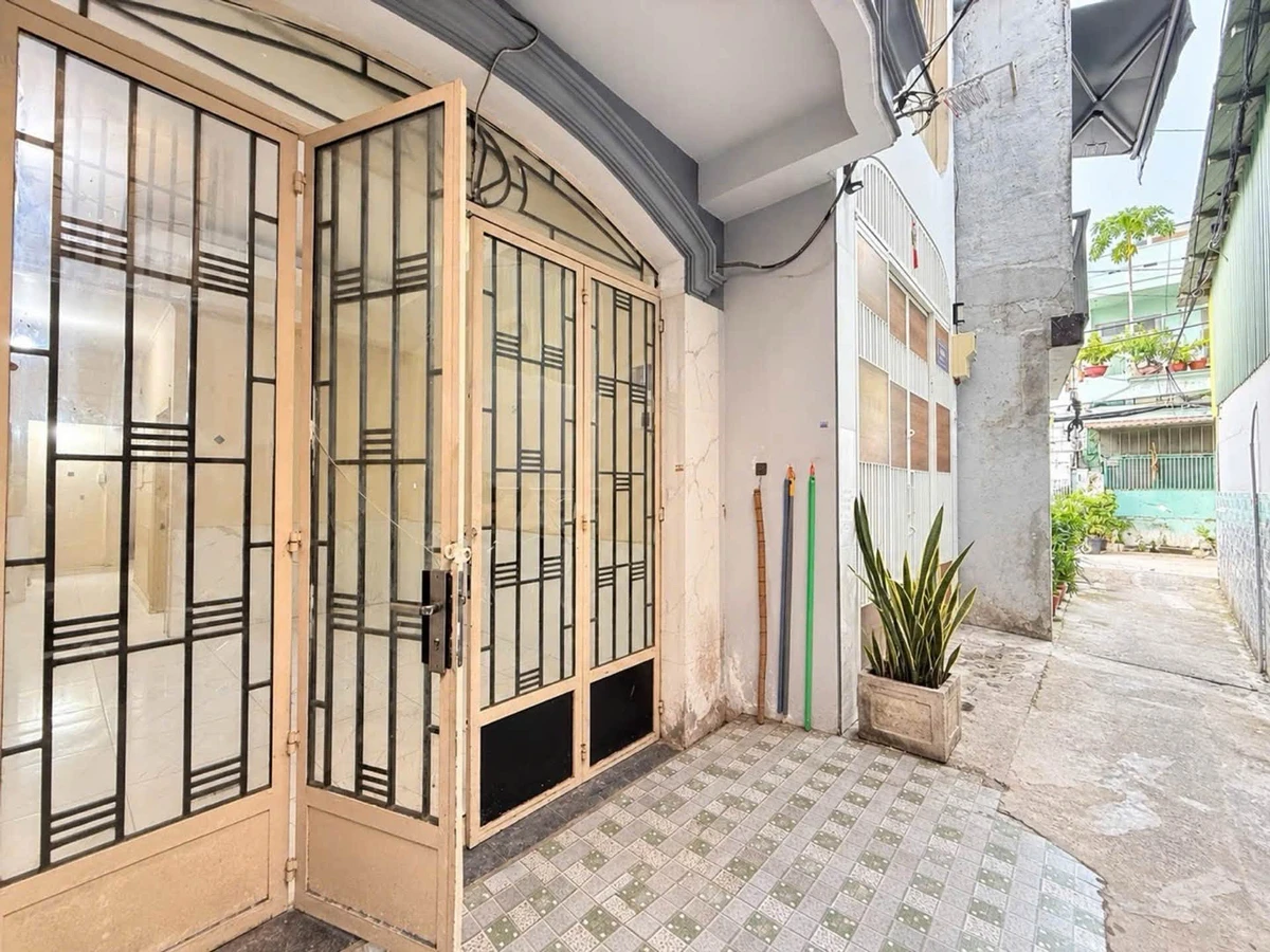 Bán nhà 4 PN 3 tầng 35m² Bùi Đình Túy 4 tỷ - Ảnh thu nhỏ 2