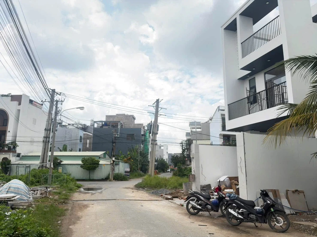 Bán đất nền 80m² khu Samsung Bưng Ông Thoàn 5,5 tỷ - Ảnh thu nhỏ 2