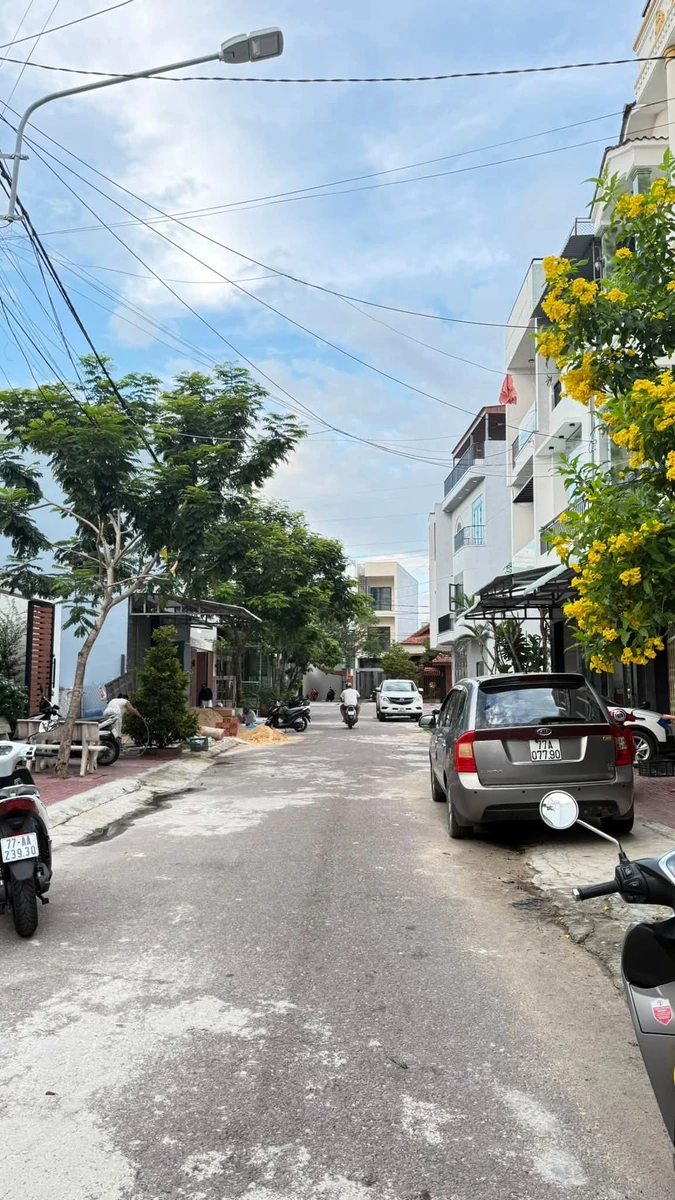 Nhà mặt tiền 60m2, 3 PN, 4 tầng gần cầu Lê Thanh Nghị, Quy Nhơn - Ảnh thu nhỏ 2