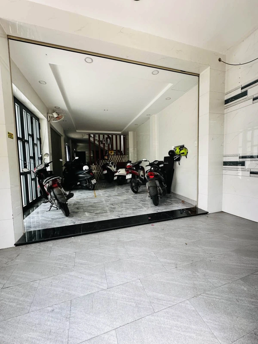Bán nhà phố Tân Phú 75m² 5 phòng ngủ nhỉnh 8 tỷ - Ảnh thu nhỏ 4