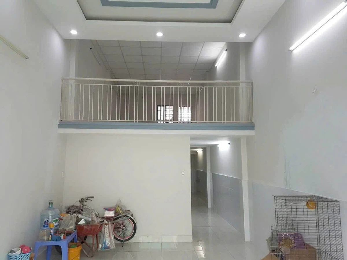 Cho thuê nhà hẻm xe hơi Nguyễn Hữu Tiến, Tân Phú, 100m2, 9.5 triệu/tháng - Ảnh 1